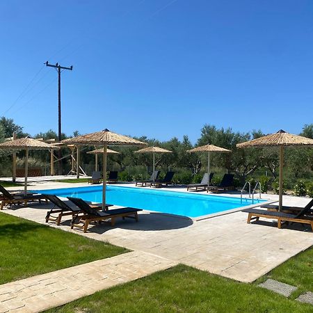 Three Charites Resort Gialova Bagian luar foto