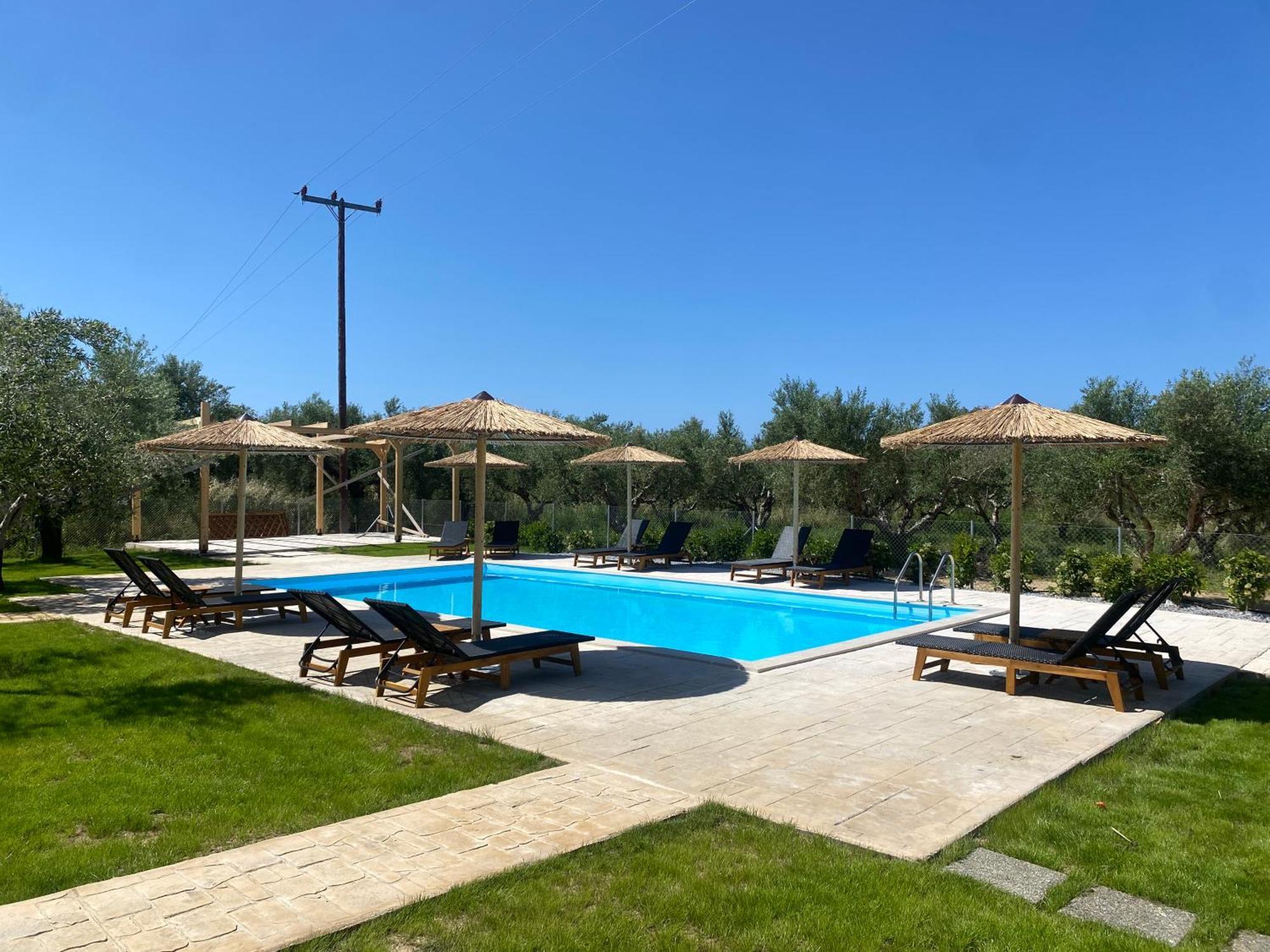 Three Charites Resort Gialova Bagian luar foto