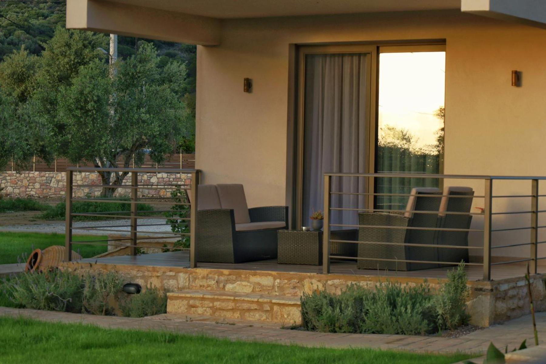 Three Charites Resort Gialova Bagian luar foto